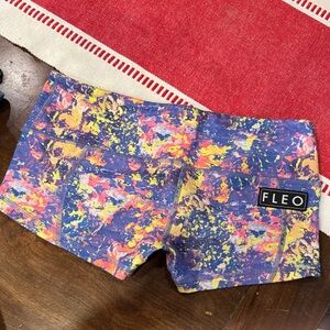 Fleo Women's Splatter Print Athletic Shorts Low Rise Contour